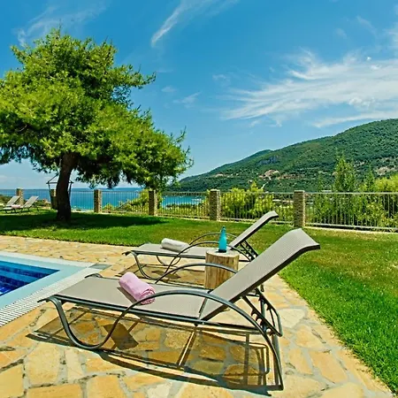 Villa Tireda 2 Marathiás