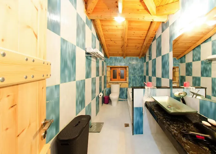 Tireda 2 Villa